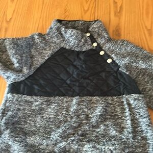 Women’s Fleece size large snap neck worn a few times